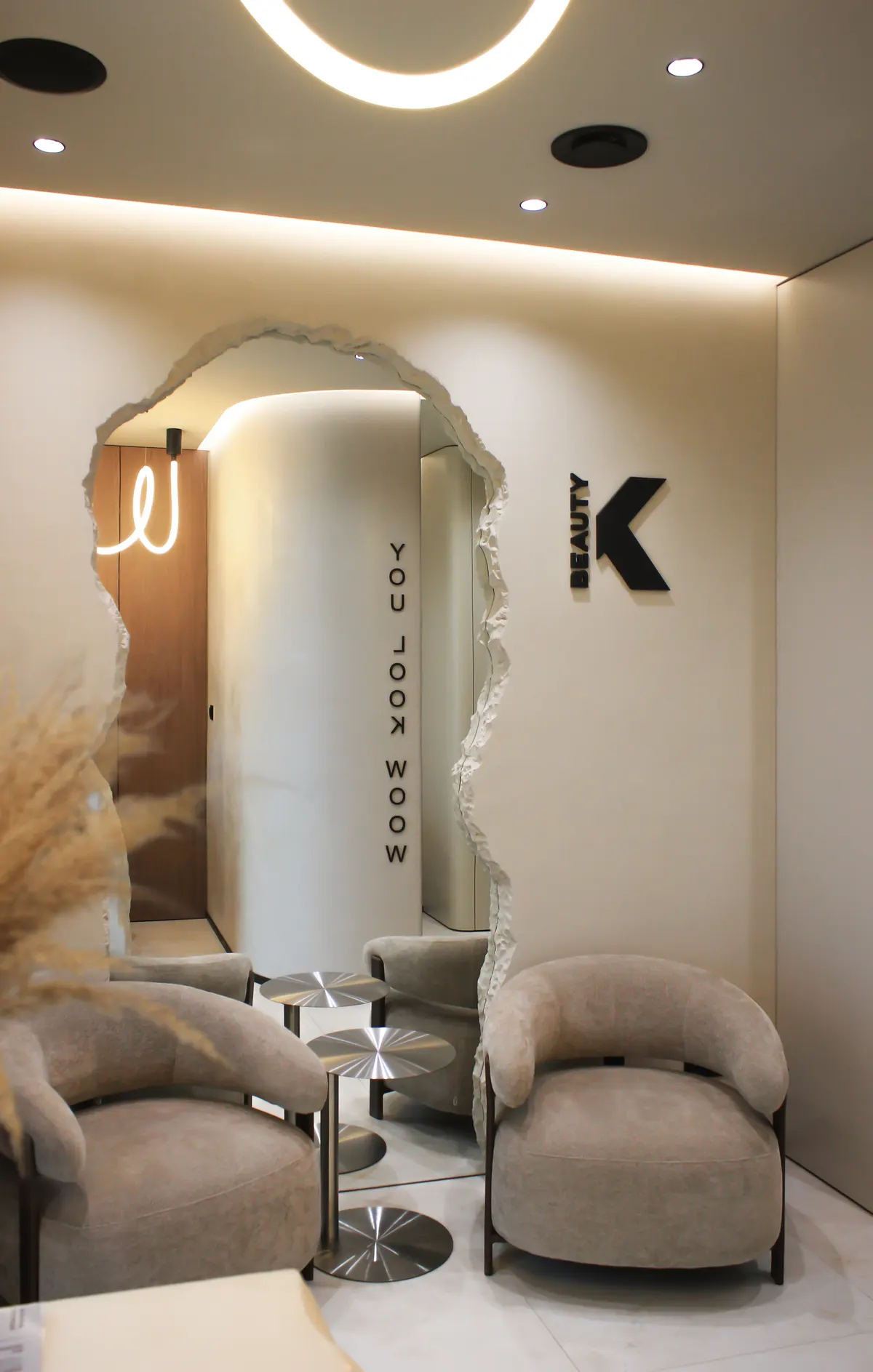 K.Beauty salon interior in Wrocław, photo 2